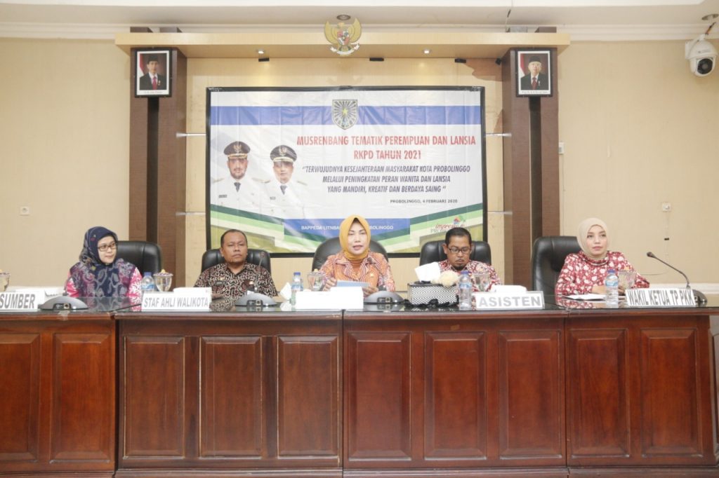 TINGKATKAN PERAN PEREMPUAN DAN LANSIA DALAM PEMBANGUNAN MELALUI MUSRENBANG