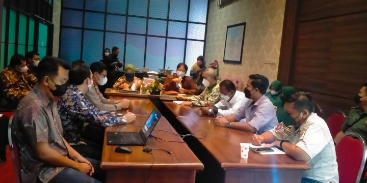 Sosialisasi Kegiatan Penelitian Survei Kebumian 2D Vibroseis Sub-Vulkanik Jawa Untuk Pencitraan Struktur Bawah Permukaan