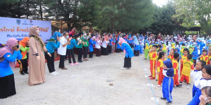 Gelar Kreatifitas PAUD se- Kecamatan Mayangan Ikut Kampanyekan WLC