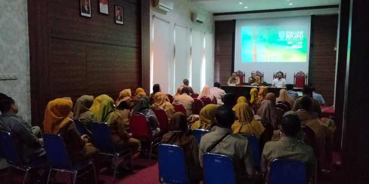 Bappeda Litbang Evaluasi RPJPD Kota Probolinggo